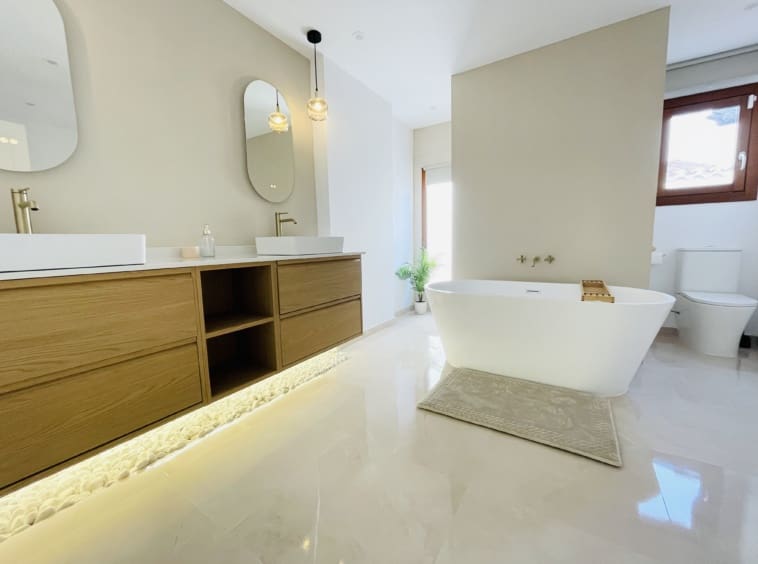 5 makuuhuone Huvila myytävänä paikassa Banos y Mendigo - 820 000 € (Ref: 9432467)