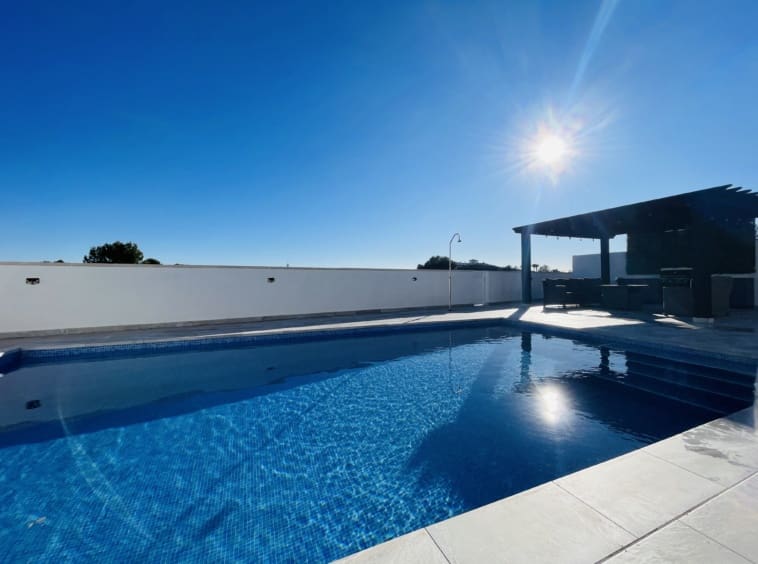 5 makuuhuone Huvila myytävänä paikassa Banos y Mendigo - 820 000 € (Ref: 9432467)