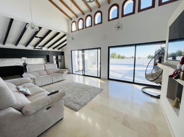 5 makuuhuone Huvila myytävänä paikassa Banos y Mendigo - 820 000 € (Ref: 9432467)