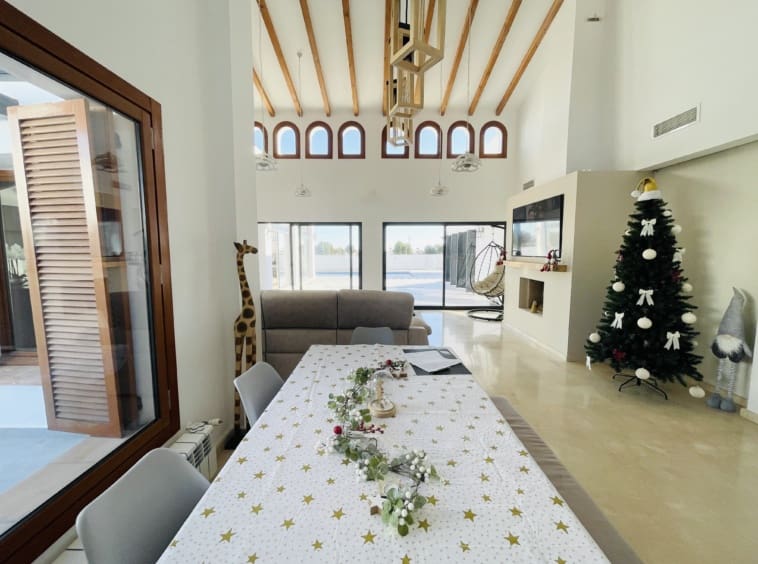 5 makuuhuone Huvila myytävänä paikassa Banos y Mendigo - 820 000 € (Ref: 9432467)