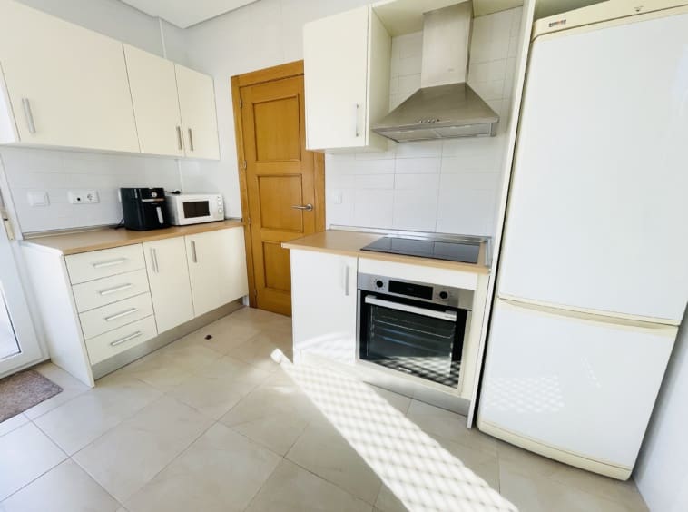 3 bedroom Villa for sale in Roldan with pool - € 360,000 (Ref: 9488524)