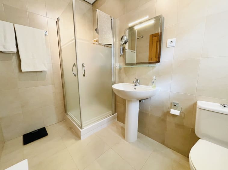 3 bedroom Villa for sale in Roldan with pool - € 360,000 (Ref: 9488524)