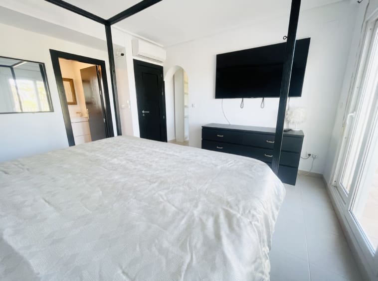 2 sovrum Hus till salu i La Torre Golf Resort med pool - 280 000 € (Ref: 9497938)