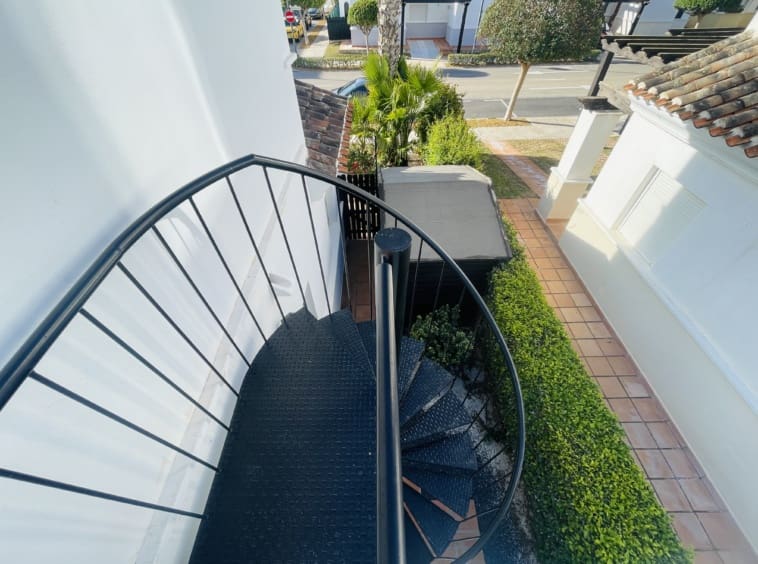 2 sovrum Hus till salu i La Torre Golf Resort med pool - 280 000 € (Ref: 9497938)