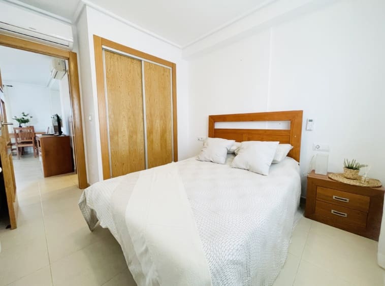 2 slaapkamer Appartement te koop in Roldan met zwembad - € 187.500 (Ref: 9503527)