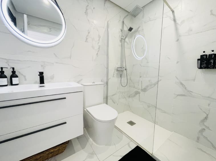 2 makuuhuone Omakotitalo myytävänä paikassa La Torre Golf Resort mukana uima-altaan - 250 000 € (Ref: 9558575)