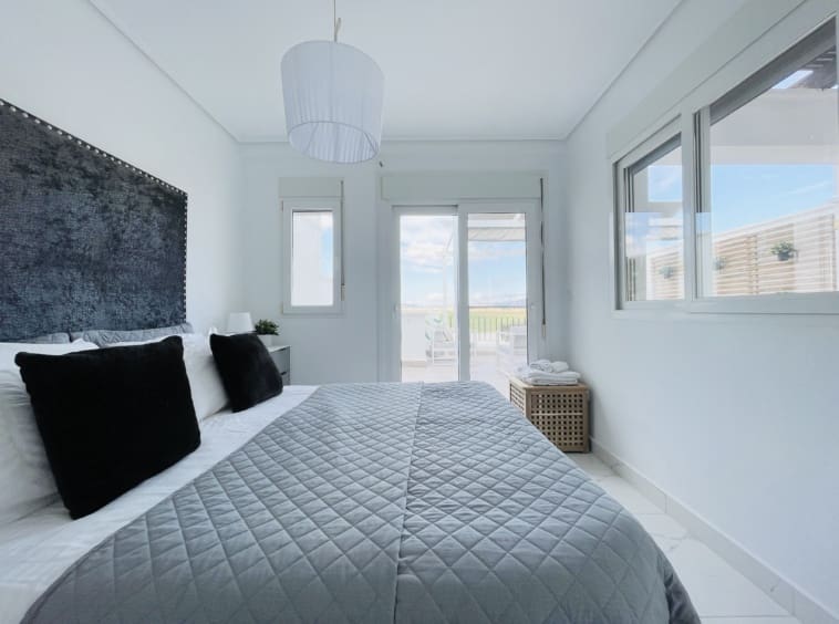 2 makuuhuone Omakotitalo myytävänä paikassa La Torre Golf Resort mukana uima-altaan - 250 000 € (Ref: 9558575)