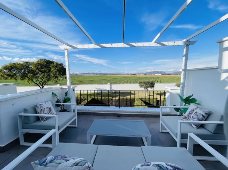 2 makuuhuone Omakotitalo myytävänä paikassa La Torre Golf Resort mukana uima-altaan - 250 000 € (Ref: 9558575)