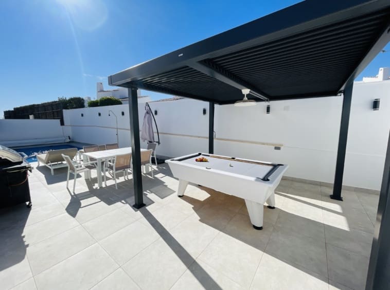 4 makuuhuone Huvila myytävänä paikassa Banos y Mendigo mukana uima-altaan - 485 000 € (Ref: 9598535)