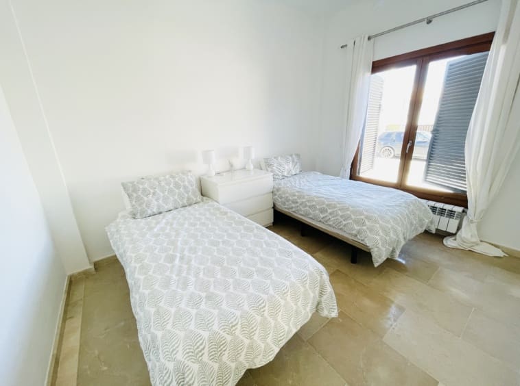 4 makuuhuone Huvila myytävänä paikassa Banos y Mendigo mukana uima-altaan - 485 000 € (Ref: 9598535)