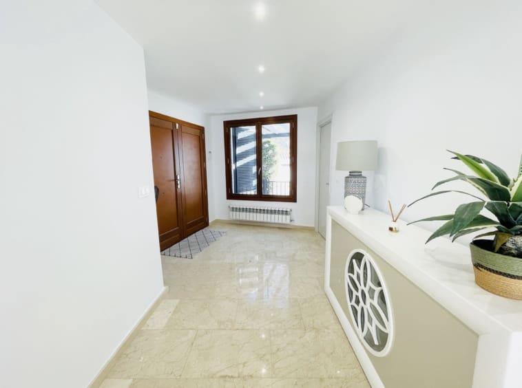 4 makuuhuone Huvila myytävänä paikassa Banos y Mendigo mukana uima-altaan - 485 000 € (Ref: 9598535)