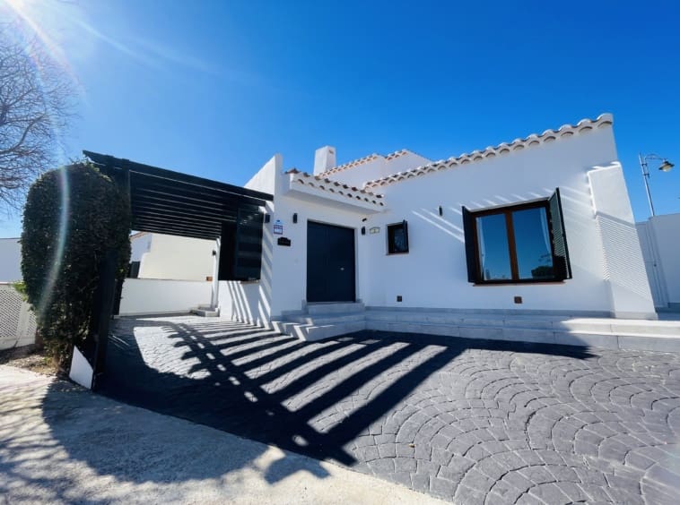 4 makuuhuone Huvila myytävänä paikassa Banos y Mendigo mukana uima-altaan - 485 000 € (Ref: 9598535)