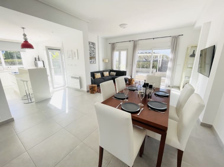 3 camera da letto Villa in vendita in Roldan con piscina - 435.000 € (Rif: 9598536)