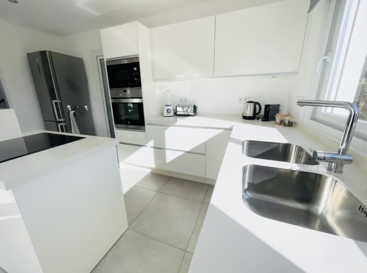 3 camera da letto Villa in vendita in Roldan con piscina - 435.000 € (Rif: 9598536)