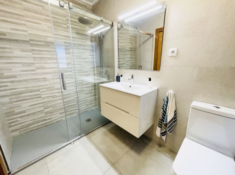 3 camera da letto Villa in vendita in Roldan con piscina - 435.000 € (Rif: 9598536)