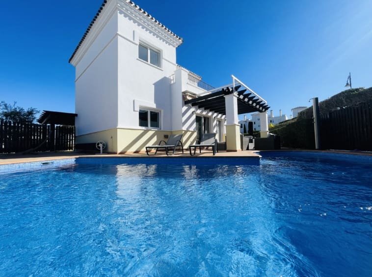 3 camera da letto Villa in vendita in Roldan con piscina - 435.000 € (Rif: 9598536)