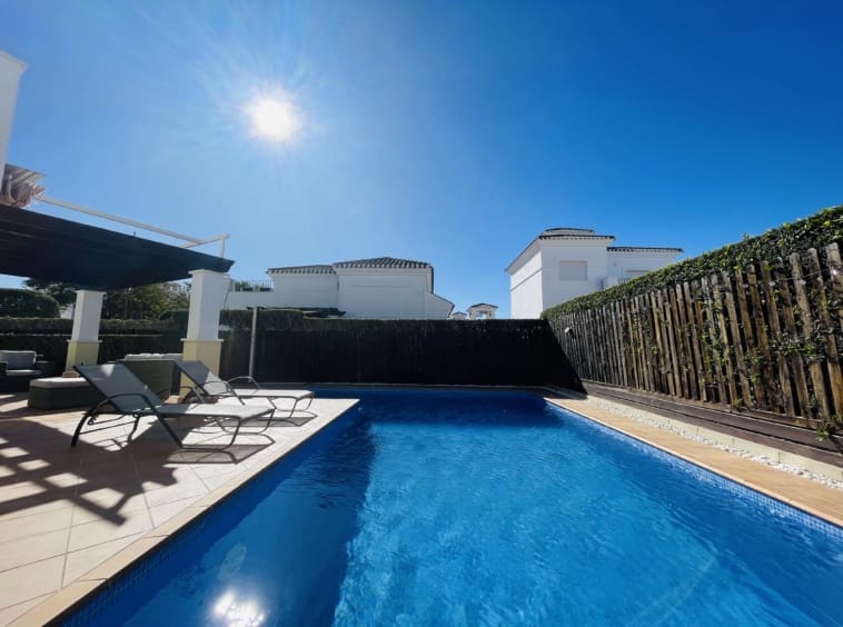 3 camera da letto Villa in vendita in Roldan con piscina - 435.000 € (Rif: 9598536)