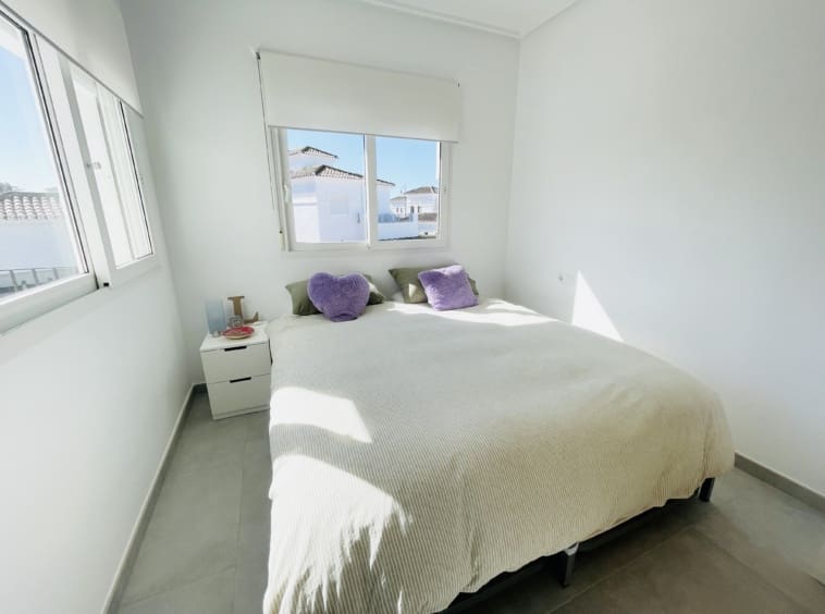 3 camera da letto Villa in vendita in Roldan con piscina - 435.000 € (Rif: 9598536)