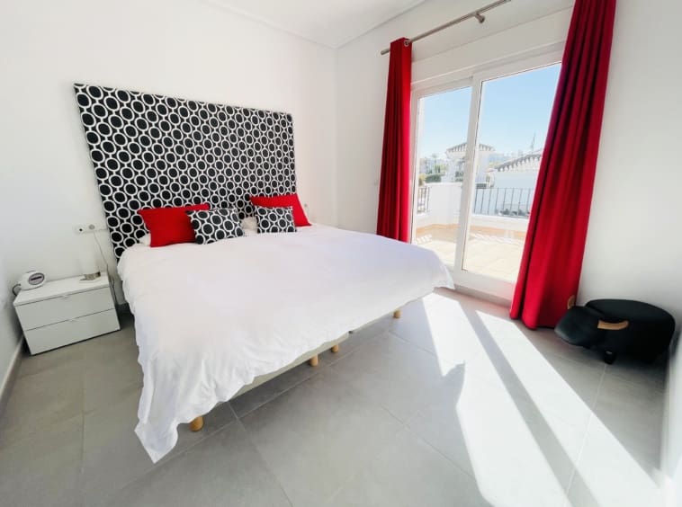 3 camera da letto Villa in vendita in Roldan con piscina - 435.000 € (Rif: 9598536)