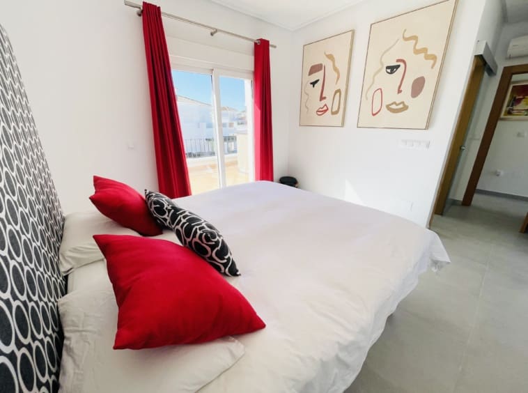 3 camera da letto Villa in vendita in Roldan con piscina - 435.000 € (Rif: 9598536)