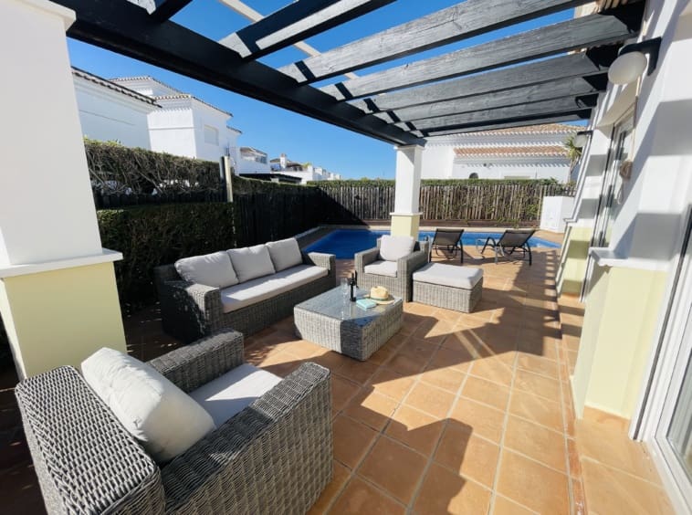 3 camera da letto Villa in vendita in Roldan con piscina - 435.000 € (Rif: 9598536)