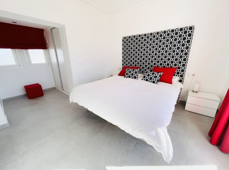 3 camera da letto Villa in vendita in Roldan con piscina - 435.000 € (Rif: 9598536)