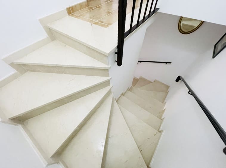 3 bedroom Townhouse for sale in San Cayetano - € 195,000 (Ref: 9627122)