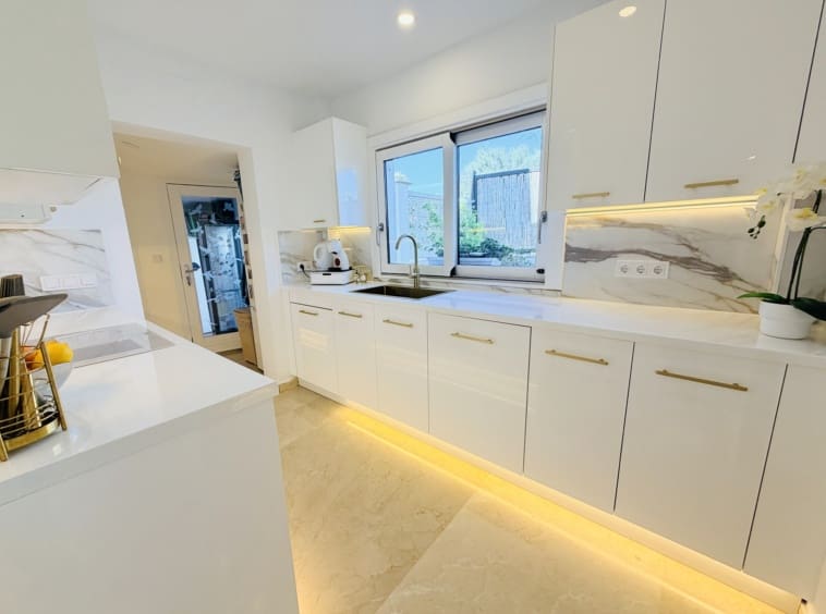 3 camera da letto Villa in vendita in Banos y Mendigo con piscina - 450.000 € (Rif: 9631855)