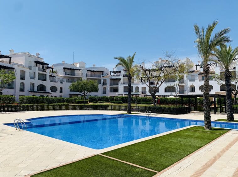 2 soverom Leilighet til salgs i Roldan med svømmebasseng - € 179 000 (Ref: 9698152)