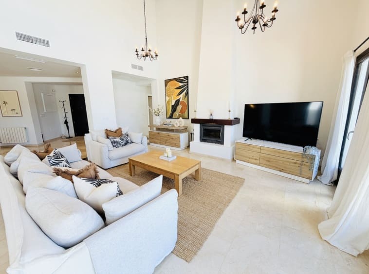 5 soverom Villa til salgs i El Valle Golf Resort med svømmebasseng - € 875 000 (Ref: 9719375)