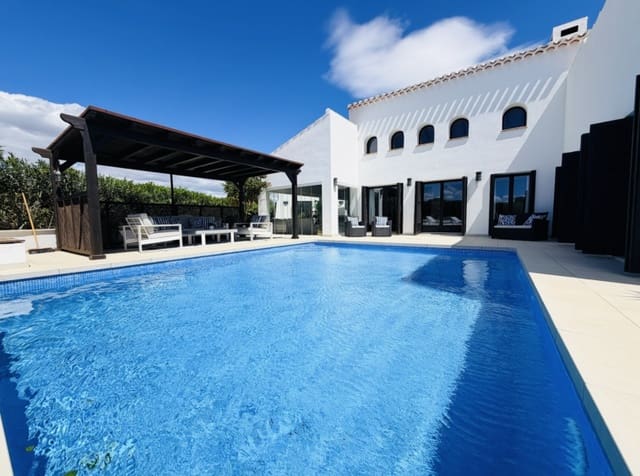 5 sovrum Villa till salu i El Valle Golf Resort, Murcia stad med pool - 875 000 € (Ref: 9719375)