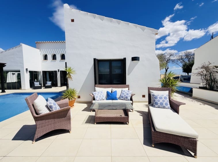 5 soverom Villa til salgs i El Valle Golf Resort med svømmebasseng - € 875 000 (Ref: 9719375)