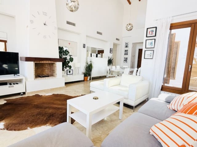 3 sypialnia Willa na sprzedaż w Baños y Mendigo, Miasto Murcja z basenem - 399 000 € (Ref: 9726265)