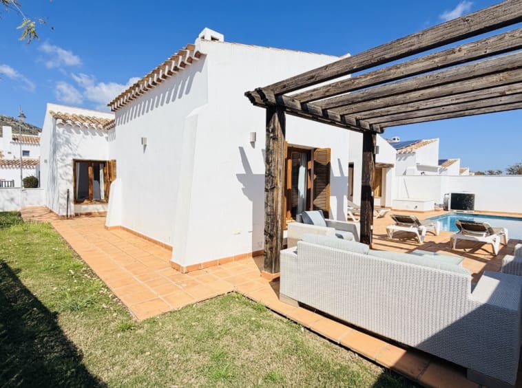 3 soveværelse Villa til salg i Banos y Mendigo med swimmingpool - € 399.000 (Ref: 9726265)