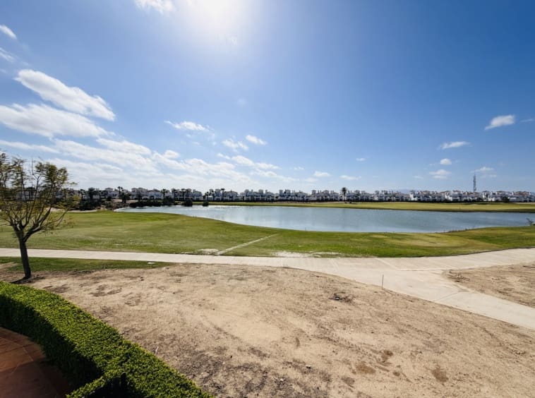 2 quarto Casa em Banda para venda em Roldan com piscina - 230 000 € (Ref: 9726266)