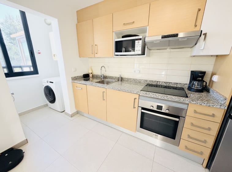 2 soveværelse Lejlighed til salg i Banos y Mendigo med swimmingpool - € 199.950 (Ref: 9755212)