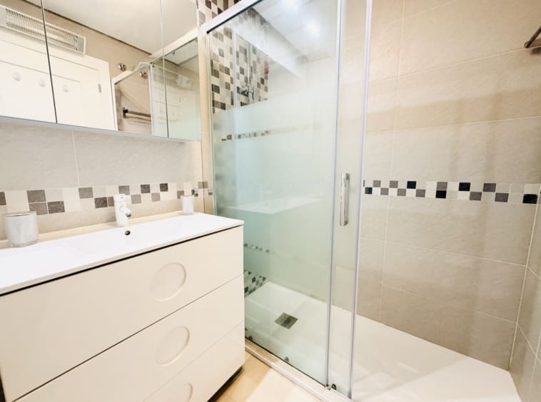 2 bedroom Apartment for sale in Murcia city with pool - € 174,950 (Ref: 9819785)