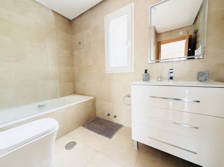 2 bedroom Townhouse for sale in La Torre Golf Resort with pool - € 209,950 (Ref: 9821891)
