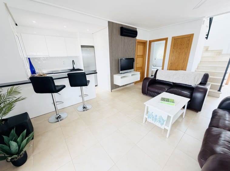 2 bedroom Townhouse for sale in La Torre Golf Resort with pool - € 209,950 (Ref: 9821891)