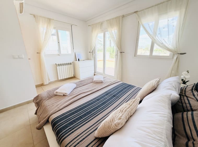2 bedroom Townhouse for sale in La Torre Golf Resort with pool - € 209,950 (Ref: 9821891)