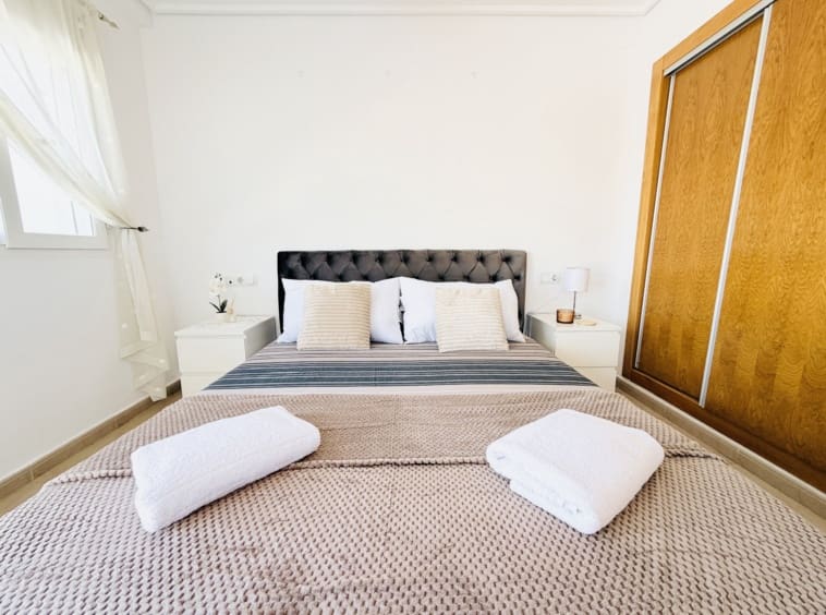 2 bedroom Townhouse for sale in La Torre Golf Resort with pool - € 209,950 (Ref: 9821891)