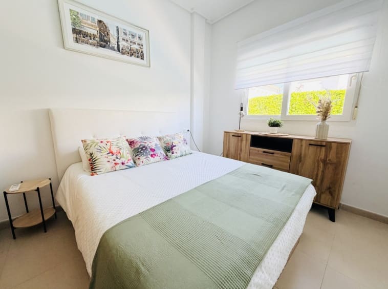 2 bedroom Villa for sale in La Torre Golf Resort with pool - € 295,000 (Ref: 9833164)