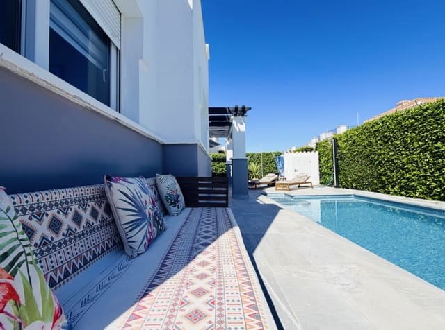 2 soveværelse Villa til salg i La Torre Golf Resort, Torre-Pacheco med swimmingpool - € 295.000 (Ref: 9833164)