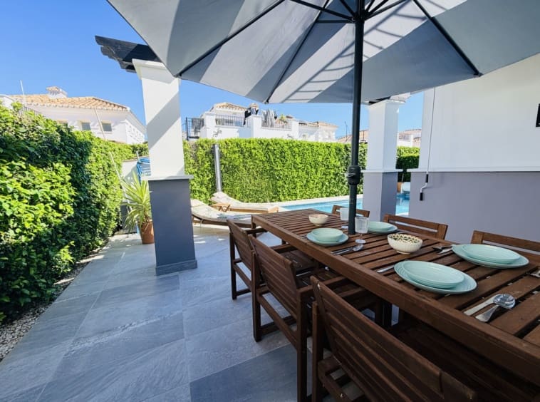 2 bedroom Villa for sale in La Torre Golf Resort with pool - € 295,000 (Ref: 9833164)