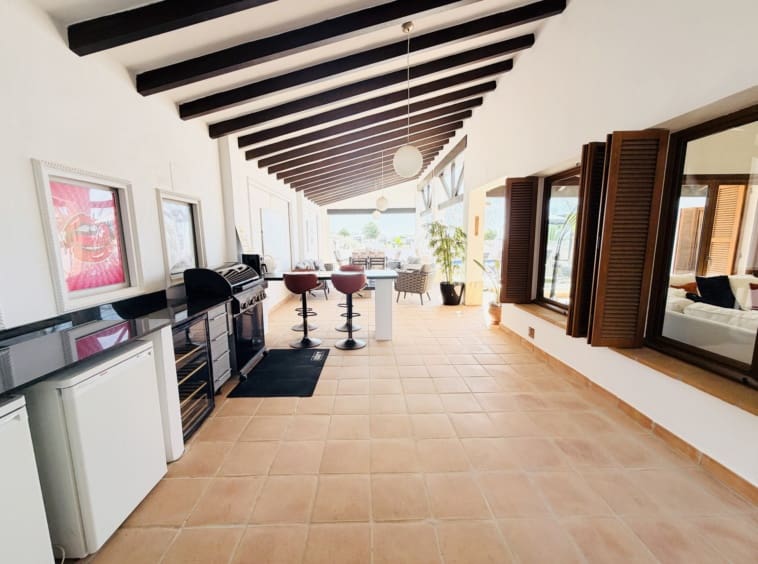 4 soveværelse Villa til salg i El Valle Golf Resort med swimmingpool - € 975.000 (Ref: 9868120)