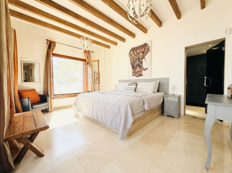 4 soveværelse Villa til salg i El Valle Golf Resort med swimmingpool - € 975.000 (Ref: 9868120)