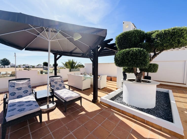 4 soveværelse Villa til salg i El Valle Golf Resort med swimmingpool - € 975.000 (Ref: 9868120)