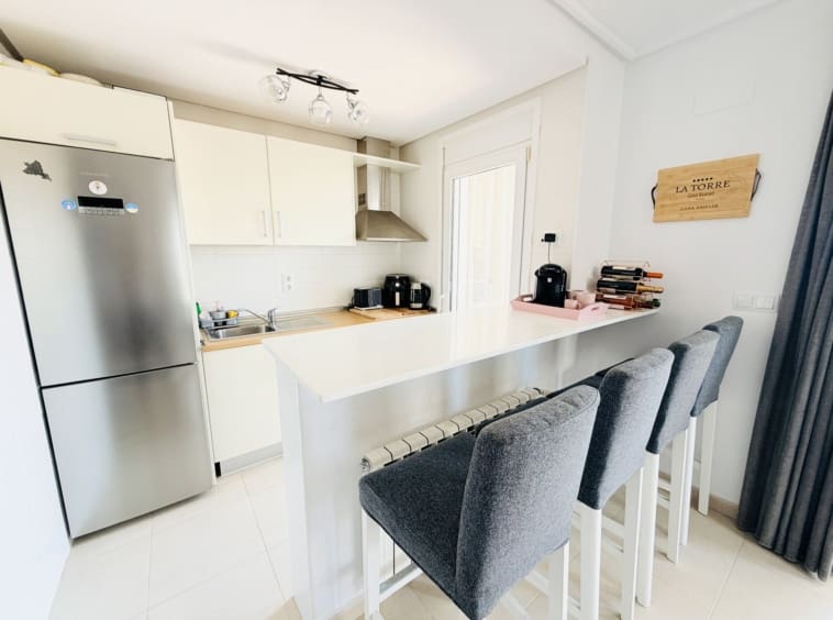 2 bedroom Townhouse for sale in La Torre Golf Resort with pool - € 225,000 (Ref: 9875688)