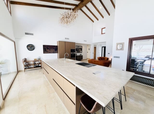 4 makuuhuone Huvila myytävänä paikassa El Valle Golf Resort, Murcia kaupunki mukana uima-altaan - 850 000 € (Ref: 9883900)