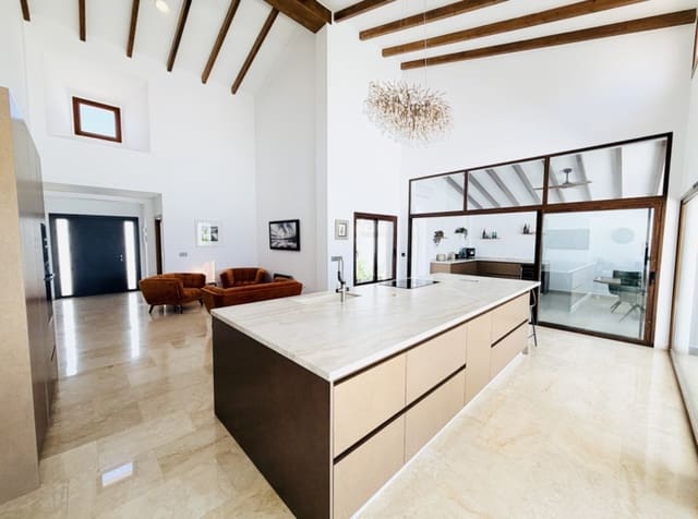 4 sypialnia Willa na sprzedaż w El Valle Golf Resort, Miasto Murcja z basenem - 850 000 € (Ref: 9883900)
